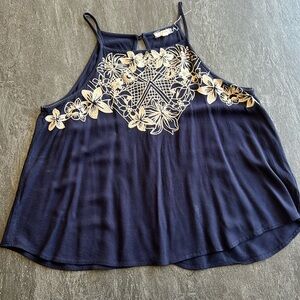 Flower embroidered tank top